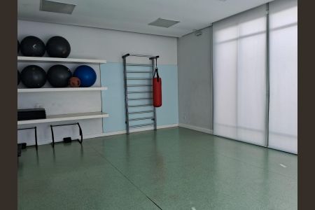 Apartamento à venda com 167m², 3 quartos e 3 vagas Apartamento à venda com 167m², 3 quartos e 3 vagasAcademia