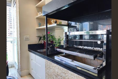 Apartamento à venda com 167m², 3 quartos e 3 vagas Apartamento à venda com 167m², 3 quartos e 3 vagasVaranda