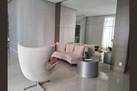 Apartamento à venda com 167m², 3 quartos e 3 vagas Apartamento à venda com 167m², 3 quartos e 3 vagasHall