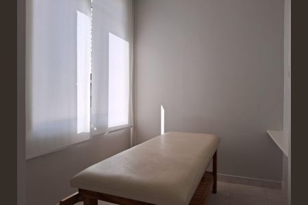 Apartamento à venda com 167m², 3 quartos e 3 vagas Apartamento à venda com 167m², 3 quartos e 3 vagasSpa