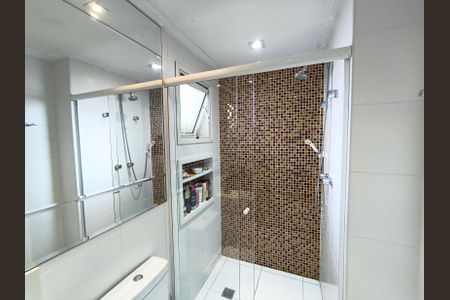 Apartamento à venda com 167m², 3 quartos e 3 vagas Apartamento à venda com 167m², 3 quartos e 3 vagasBanheiro Suíte 3