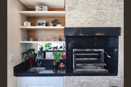 Apartamento à venda com 167m², 3 quartos e 3 vagas Apartamento à venda com 167m², 3 quartos e 3 vagasVaranda