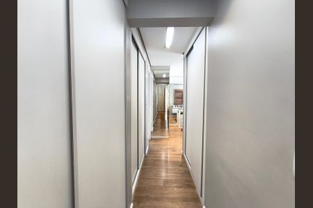 Apartamento à venda com 167m², 3 quartos e 3 vagas Apartamento à venda com 167m², 3 quartos e 3 vagasSuíte 3