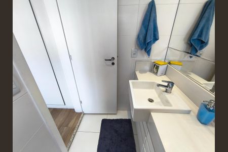 Apartamento à venda com 167m², 3 quartos e 3 vagas Apartamento à venda com 167m², 3 quartos e 3 vagasBanheiro Suíte 2