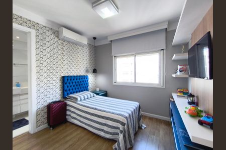 Apartamento à venda com 167m², 3 quartos e 3 vagas Apartamento à venda com 167m², 3 quartos e 3 vagasSuíte 2