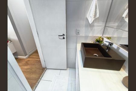 Apartamento à venda com 167m², 3 quartos e 3 vagas Apartamento à venda com 167m², 3 quartos e 3 vagasBanheiro Suíte 3