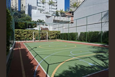 Apartamento à venda com 167m², 3 quartos e 3 vagas Apartamento à venda com 167m², 3 quartos e 3 vagasQuadra