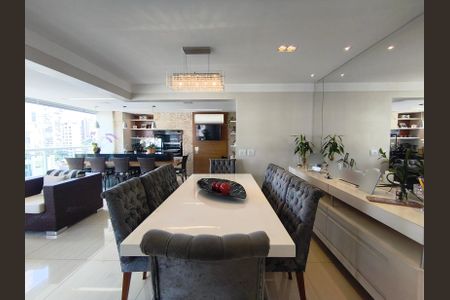 Apartamento à venda com 167m², 3 quartos e 3 vagas Apartamento à venda com 167m², 3 quartos e 3 vagasSala