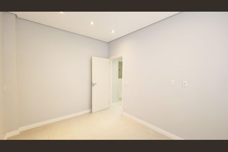 Casa de condomínio para alugar com 196m², 3 quartos e 2 vagasQuarto 1