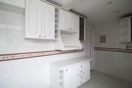 Apartamento à venda com 80m², 2 quartos e 1 vagaCozinha