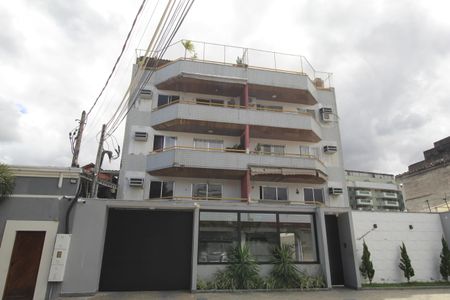 Apartamento à venda com 80m², 2 quartos e 1 vagaFachada