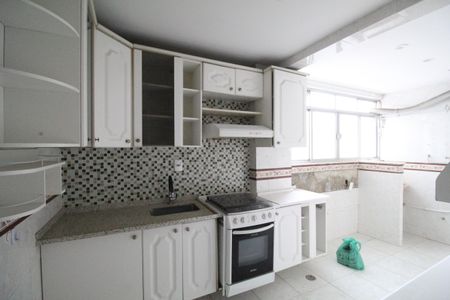 Apartamento à venda com 80m², 2 quartos e 1 vagaCozinha