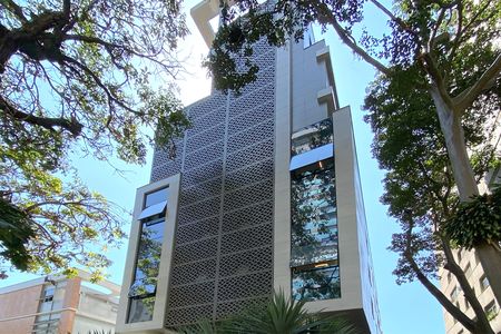 Apartamento à venda com 107m², 3 quartos e 2 vagas Apartamento à venda com 107m², 3 quartos e 2 vagasFachada