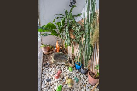 Casa à venda com 255m², 3 quartos e 4 vagas Casa à venda com 255m², 3 quartos e 4 vagasJardim