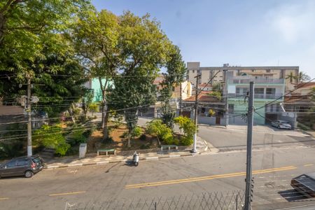 Casa à venda com 255m², 3 quartos e 4 vagas Casa à venda com 255m², 3 quartos e 4 vagasVista