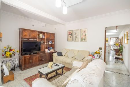 Casa à venda com 255m², 3 quartos e 4 vagas Casa à venda com 255m², 3 quartos e 4 vagasSala de Estar