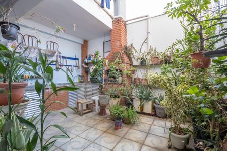 Casa à venda com 255m², 3 quartos e 4 vagas Casa à venda com 255m², 3 quartos e 4 vagasChurrasqueira