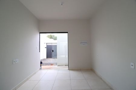 Sala de casa para alugar com 2 quartos, 83m² em Jardim Holanda, Uberlândia