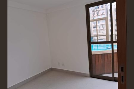 Apartamento à venda com 148m², 4 quartos e 1 vaga