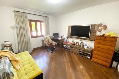 Casa à venda com 696m², 4 quartos e 4 vagas Casa à venda com 696m², 4 quartos e 4 vagasquarto 2