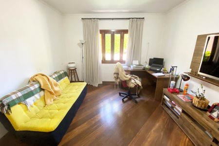 Casa à venda com 696m², 4 quartos e 4 vagas Casa à venda com 696m², 4 quartos e 4 vagasquarto 2