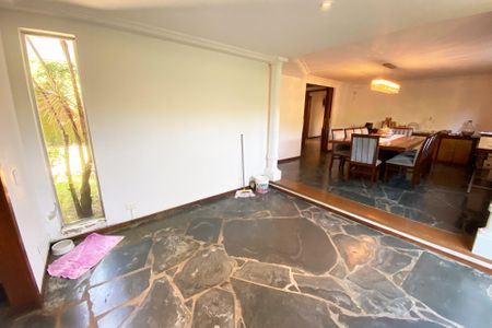 Casa à venda com 696m², 4 quartos e 4 vagas Casa à venda com 696m², 4 quartos e 4 vagassala 3