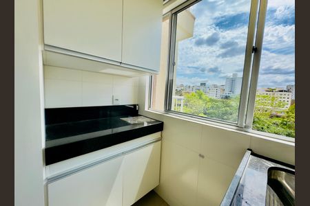 Cozinha de apartamento para alugar com 2 quartos, 58m² em Paquetá, Belo Horizonte