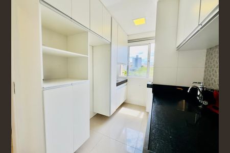 Cozinha de apartamento para alugar com 2 quartos, 58m² em Paquetá, Belo Horizonte