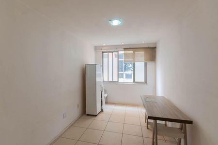 Sala de apartamento para alugar com 1 quarto, 33m² em Santo Cristo, Rio de Janeiro