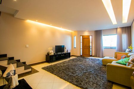 Sala de casa para alugar com 3 quartos, 260m² em Jardim Las Vegas, Santo André