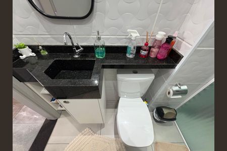 Apartamento à venda com 72m², 3 quartos e 1 vaga Apartamento à venda com 72m², 3 quartos e 1 vagaBanheiro