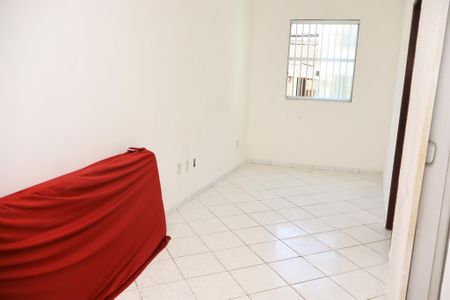 Sala de apartamento para alugar com 1 quarto, 30m² em Itapuã, Salvador