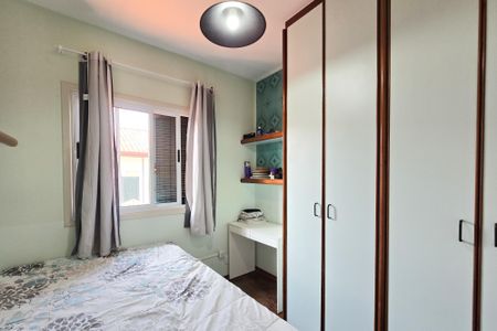 Casa de condomínio à venda com 115m², 3 quartos e 2 vagasQuarto 2