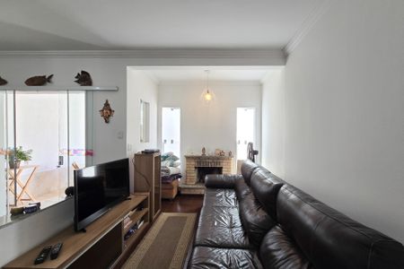 Casa de condomínio à venda com 115m², 3 quartos e 2 vagasSala