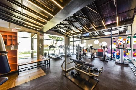 Casa de condomínio à venda com 115m², 3 quartos e 2 vagasÁrea comum - Academia