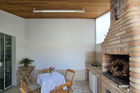 Casa de condomínio à venda com 115m², 3 quartos e 2 vagasÁrea Externa