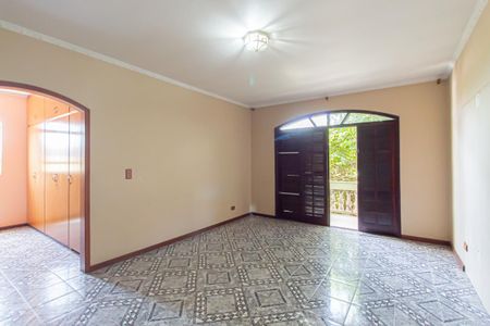 Casa à venda com 300m², 4 quartos e 4 vagas Casa à venda com 300m², 4 quartos e 4 vagasSuite