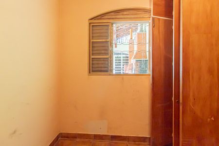 Casa à venda com 300m², 4 quartos e 4 vagas Casa à venda com 300m², 4 quartos e 4 vagasQuarto de Serviço