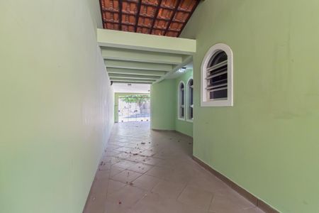 Casa à venda com 300m², 4 quartos e 4 vagas Casa à venda com 300m², 4 quartos e 4 vagasÁrea Externa