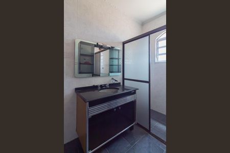 Casa à venda com 300m², 4 quartos e 4 vagas Casa à venda com 300m², 4 quartos e 4 vagasBanheiro