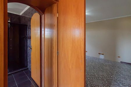 Casa à venda com 300m², 4 quartos e 4 vagas Casa à venda com 300m², 4 quartos e 4 vagasSuite