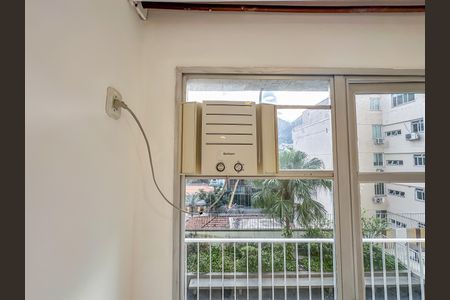 Sala de apartamento para alugar com 1 quarto, 77m² em Botafogo, Rio de Janeiro