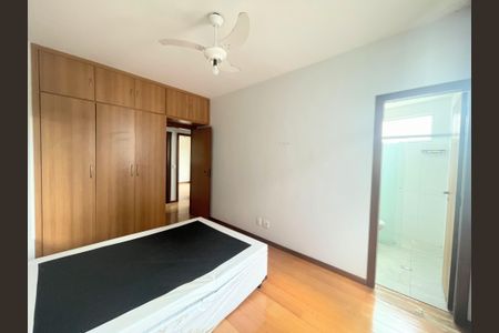 Apartamento à venda com 160m², 4 quartos e 4 vagasSuíte