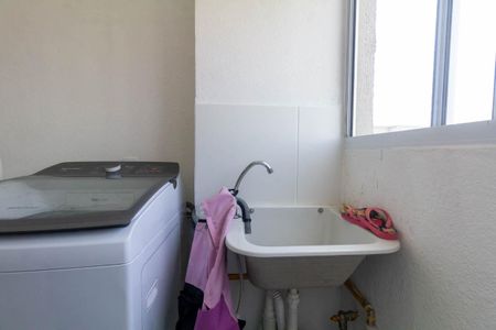 Apartamento para alugar com 43m², 2 quartos e 1 vaga Apartamento para alugar com 43m², 2 quartos e 1 vagaCozinha e Área de Serviço