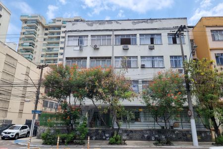 Apartamento para alugar com 108m², 3 quartos e 1 vagaFachada