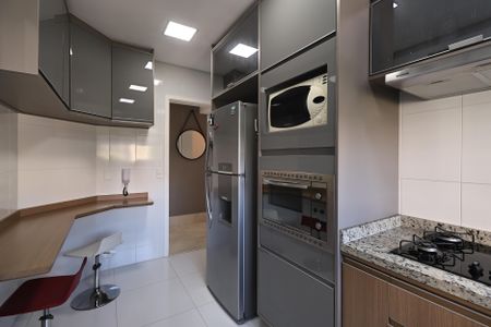 Apartamento para alugar com 93m², 3 quartos e 2 vagasCozinha