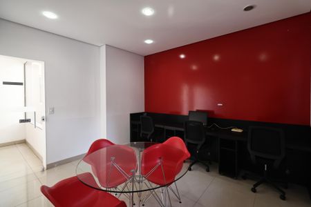 Apartamento para alugar com 93m², 3 quartos e 2 vagasLan House 