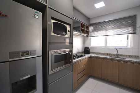 Apartamento para alugar com 93m², 3 quartos e 2 vagasCozinha