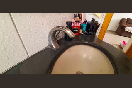 Apartamento à venda com 65m², 2 quartos e 1 vaga