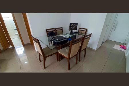 Apartamento à venda com 65m², 2 quartos e 1 vaga